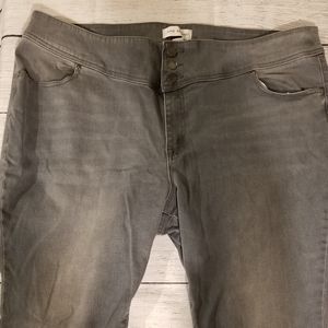 Lane Bryant size 24 faded black denim capris.